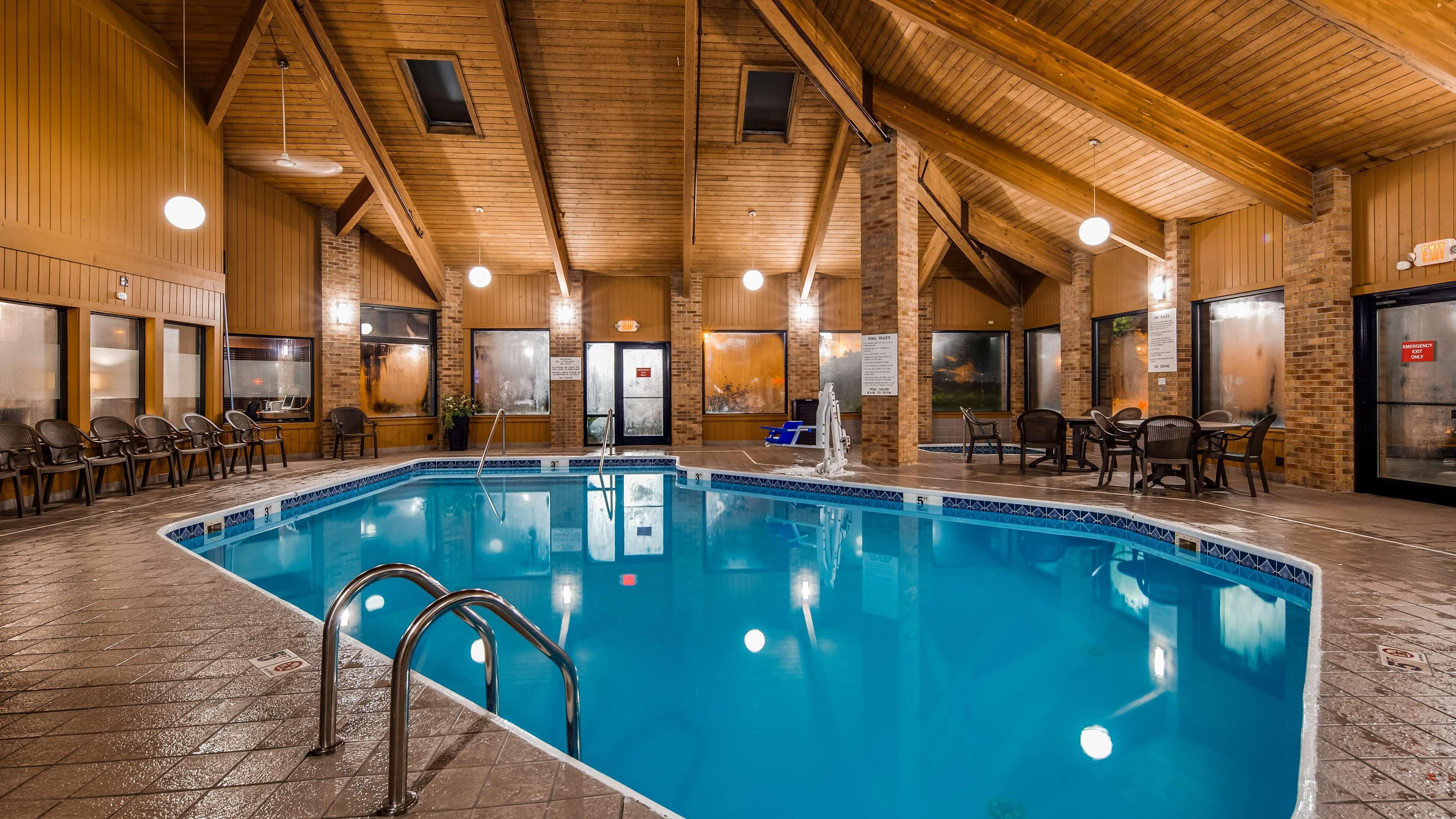 Best Western Lakewood Inn Hebron Eksteriør billede