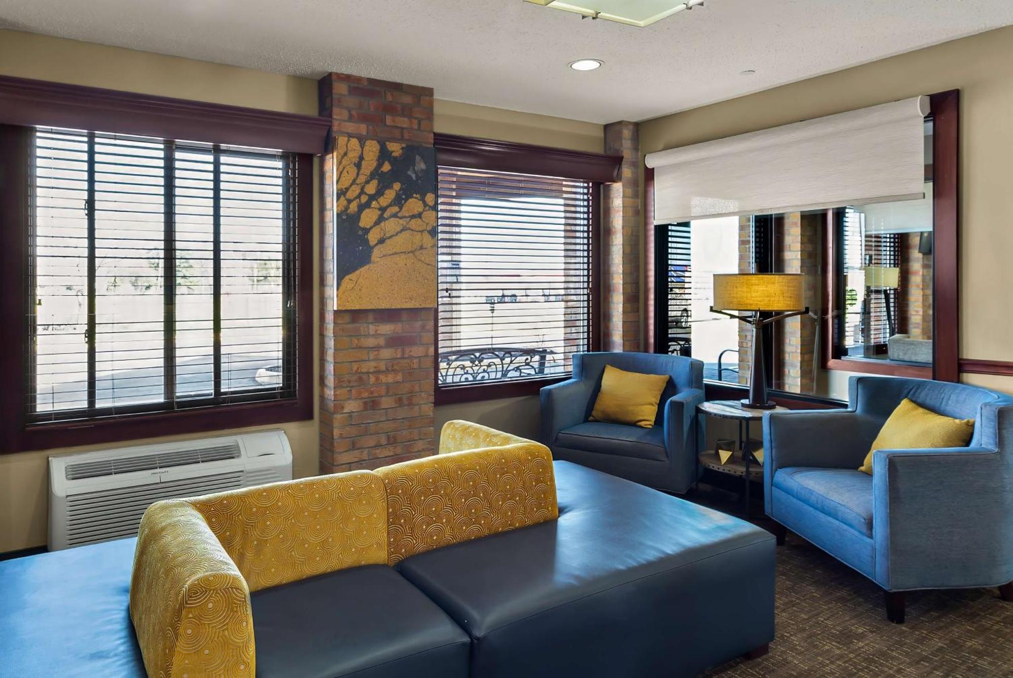 Best Western Lakewood Inn Hebron Eksteriør billede