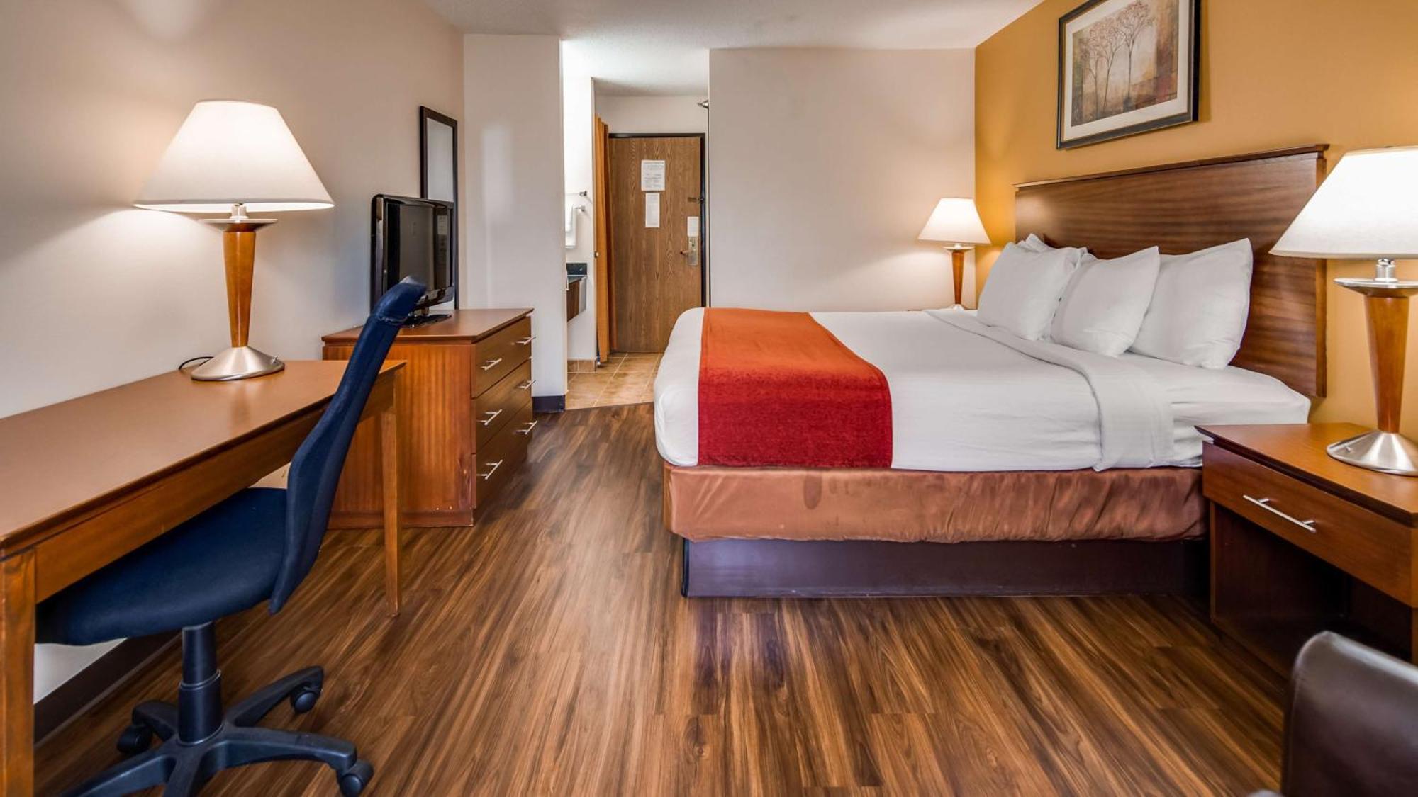 Best Western Lakewood Inn Hebron Eksteriør billede
